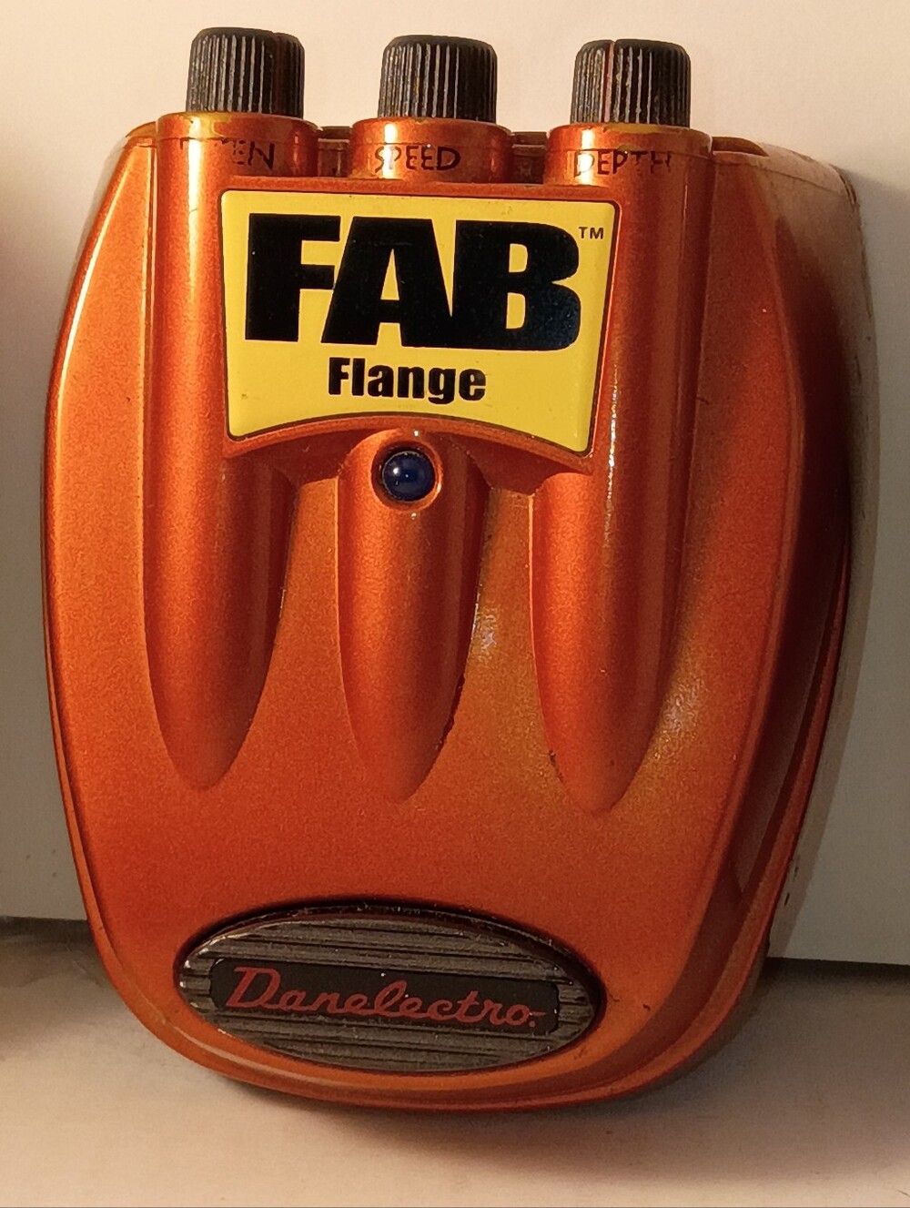 FA B Flange Guitar Pedal in Metallic Orange